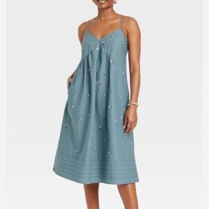 100% cotton blue floral embroidered universal threads dress S adjustable straps